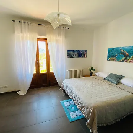 Casa Famiglia Holiday home *
